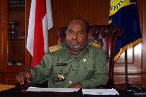 Gubernur-Papua-Lukas-Enembe
