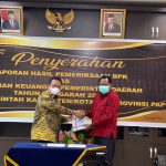 Nabire Raih  Opini  WTP 7 Kali Berturut-turut, Bupati Mesak Komitmen Tingkatkan Tata Kelola Keuangan