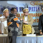 Hasil Rakor: Bupati Mesak Serahkan Aset Perkantoran untuk Provinsi Papua Tengah